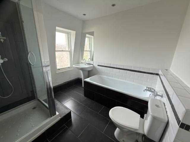Flat Zetland Road in Bristol