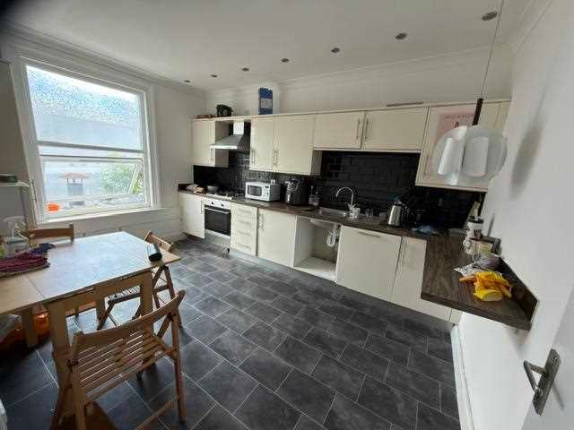 Flat Zetland Road in Bristol