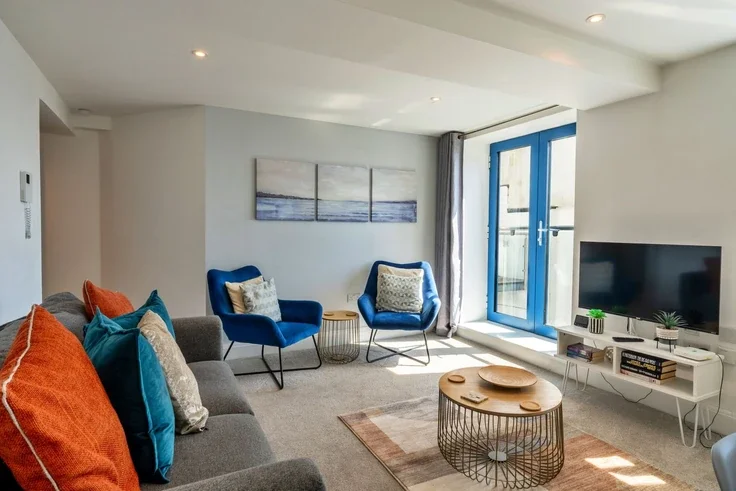 Flat Victoria Parade in Torquay