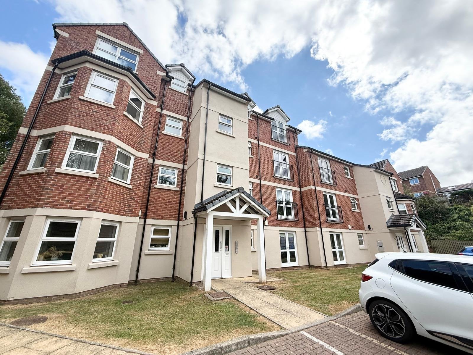 Flat Horton Close in Leeds