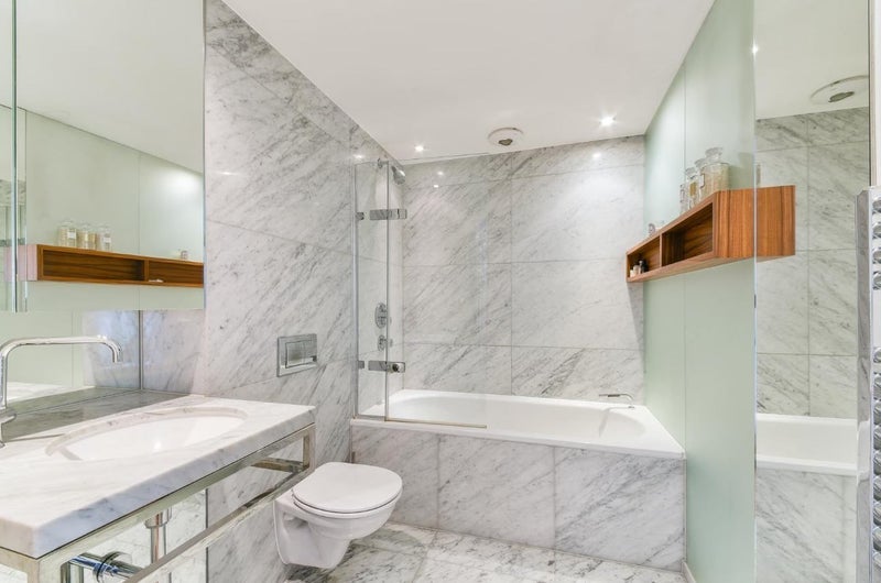 Room Fairmont Avenue in Greater London