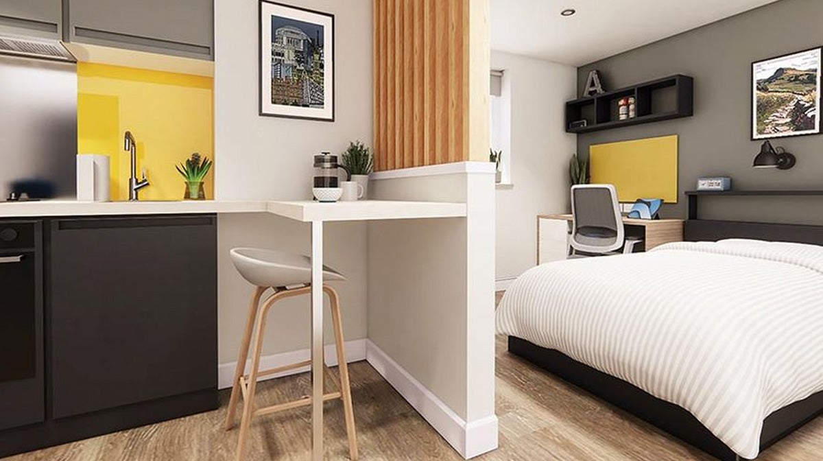 Room Moss Lane East in Manchester