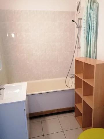 Flat Rue du Lieutenant Yvan Genot in Gaillard