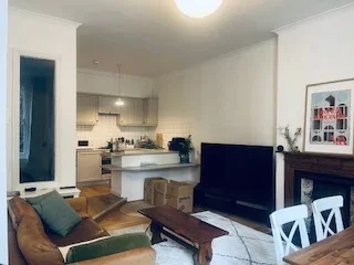 Flat Tooley Street in Greater London