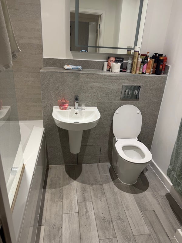 Room Edinburgh Way in Harlow