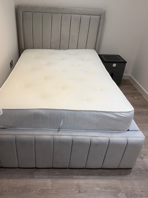 Room Edinburgh Way in Harlow