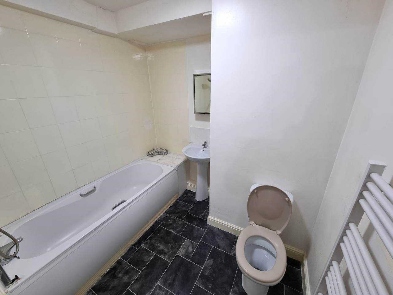 Flat Piccadilly in Bradford
