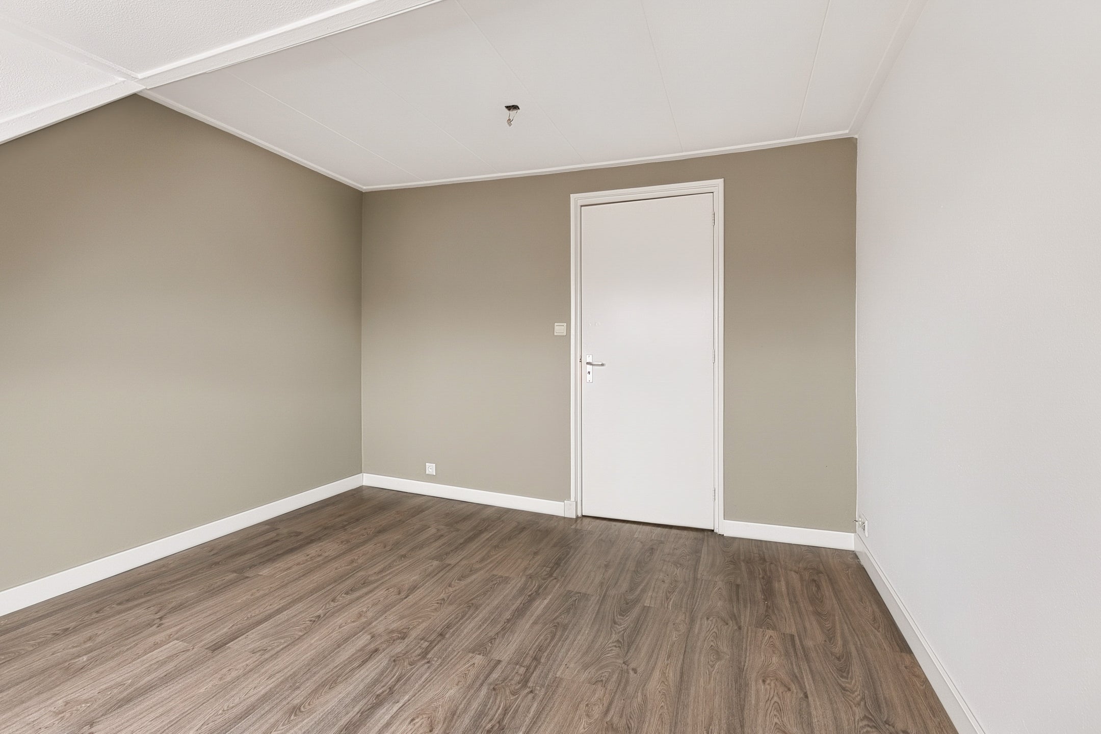Hoekwoning te koop: Lindebaan 35A, Bergen Op Zoom