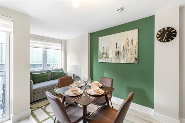 Flat Rockingham Street in Greater London
