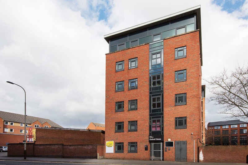 Flat Lower Brown Street in Leicester