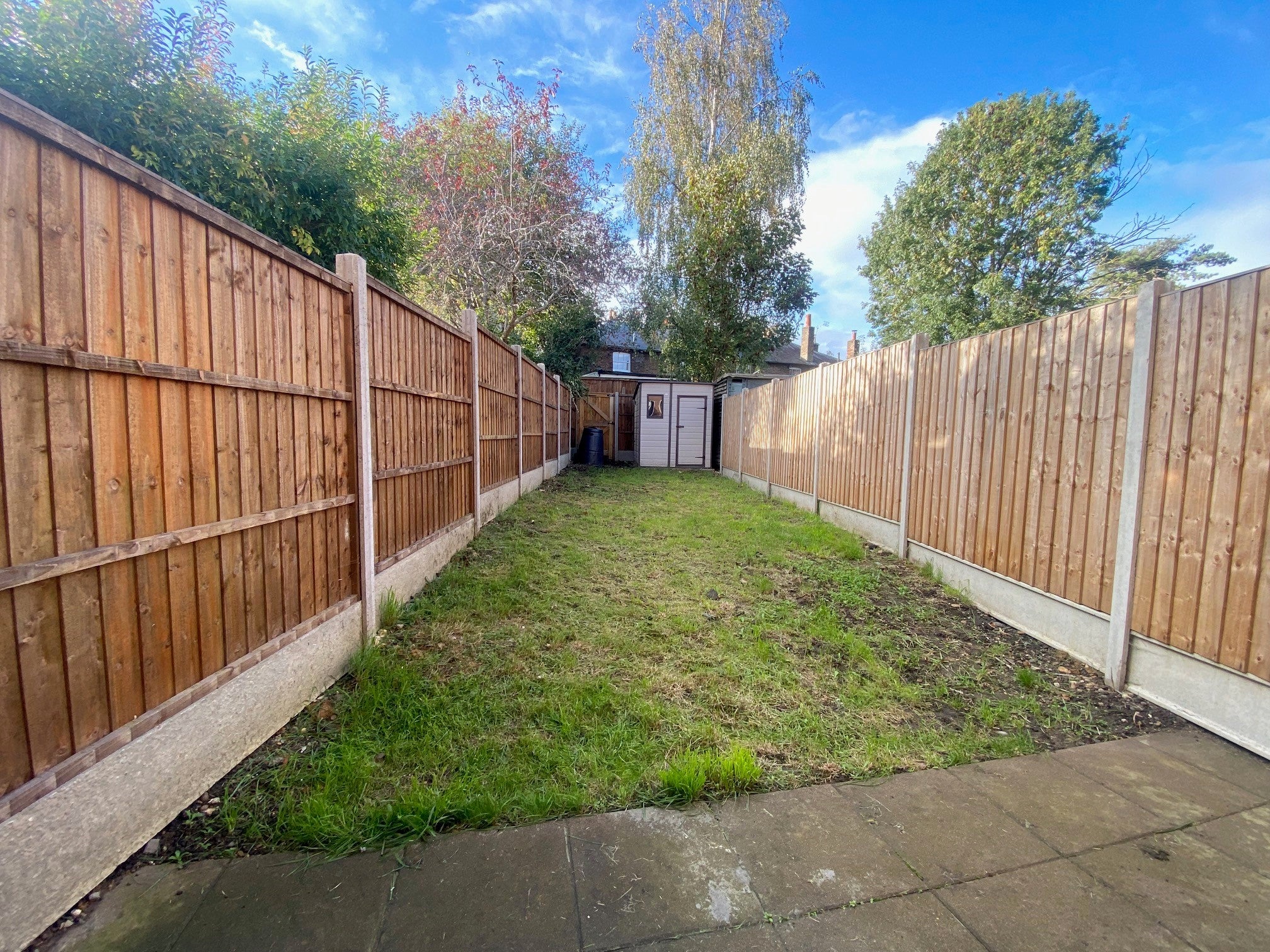 Flat Roberts Close in Greater London