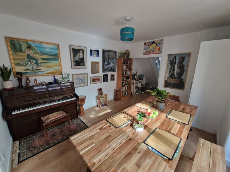 Room Mount Pleasant Road in Greater London