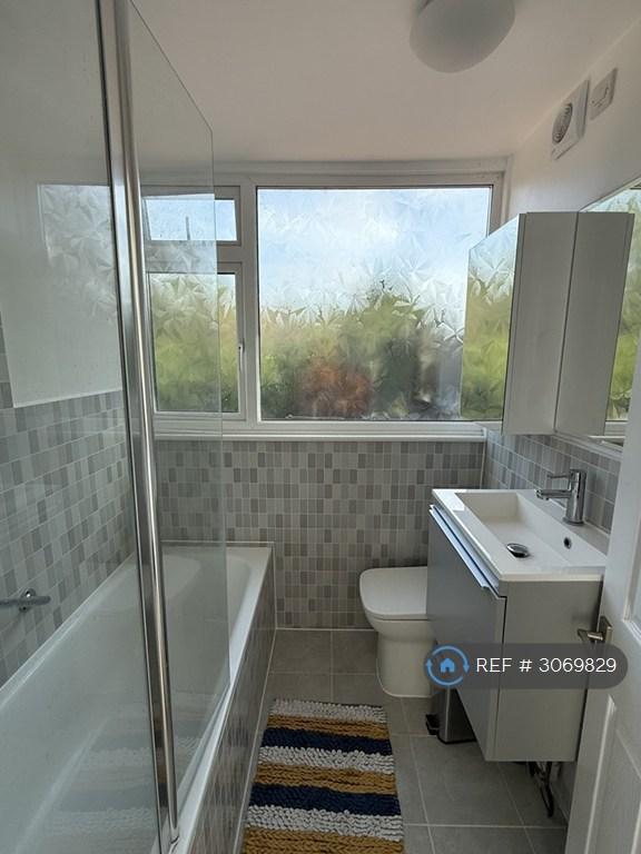 House Ringwood Way in Greater London