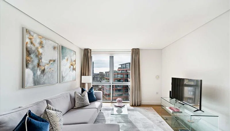 Flat Merchant Square in London