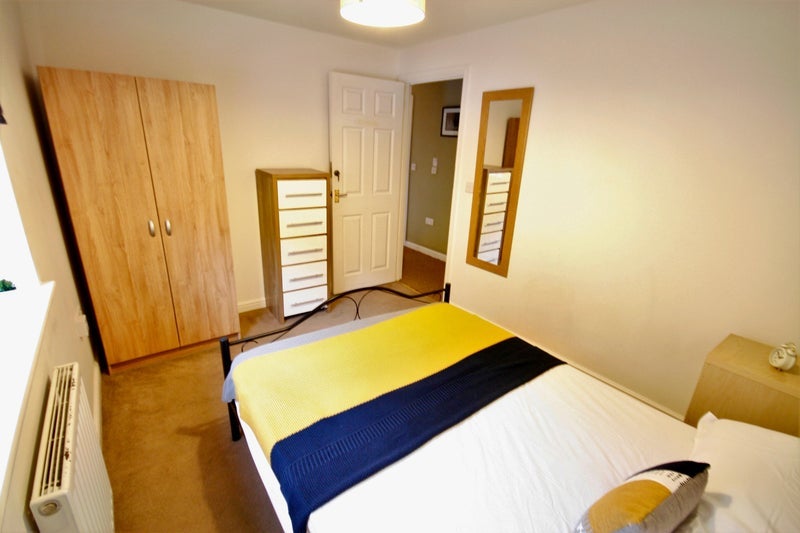 Room Stone Bank in Mansfield