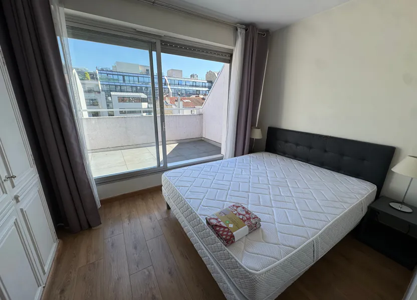 Appartement Rue Rivay à Levallois-Perret