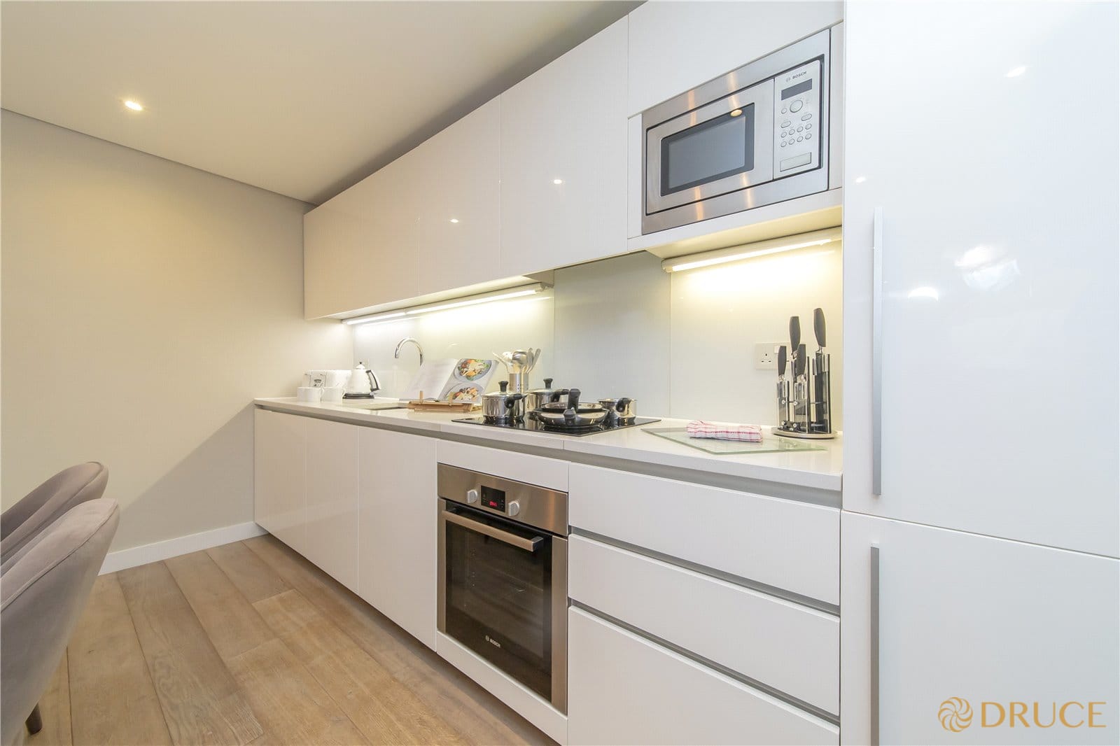 Flat Sale Place in City of Westminster