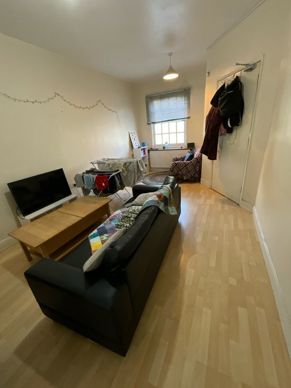 Room Tanners Hill in Greater London