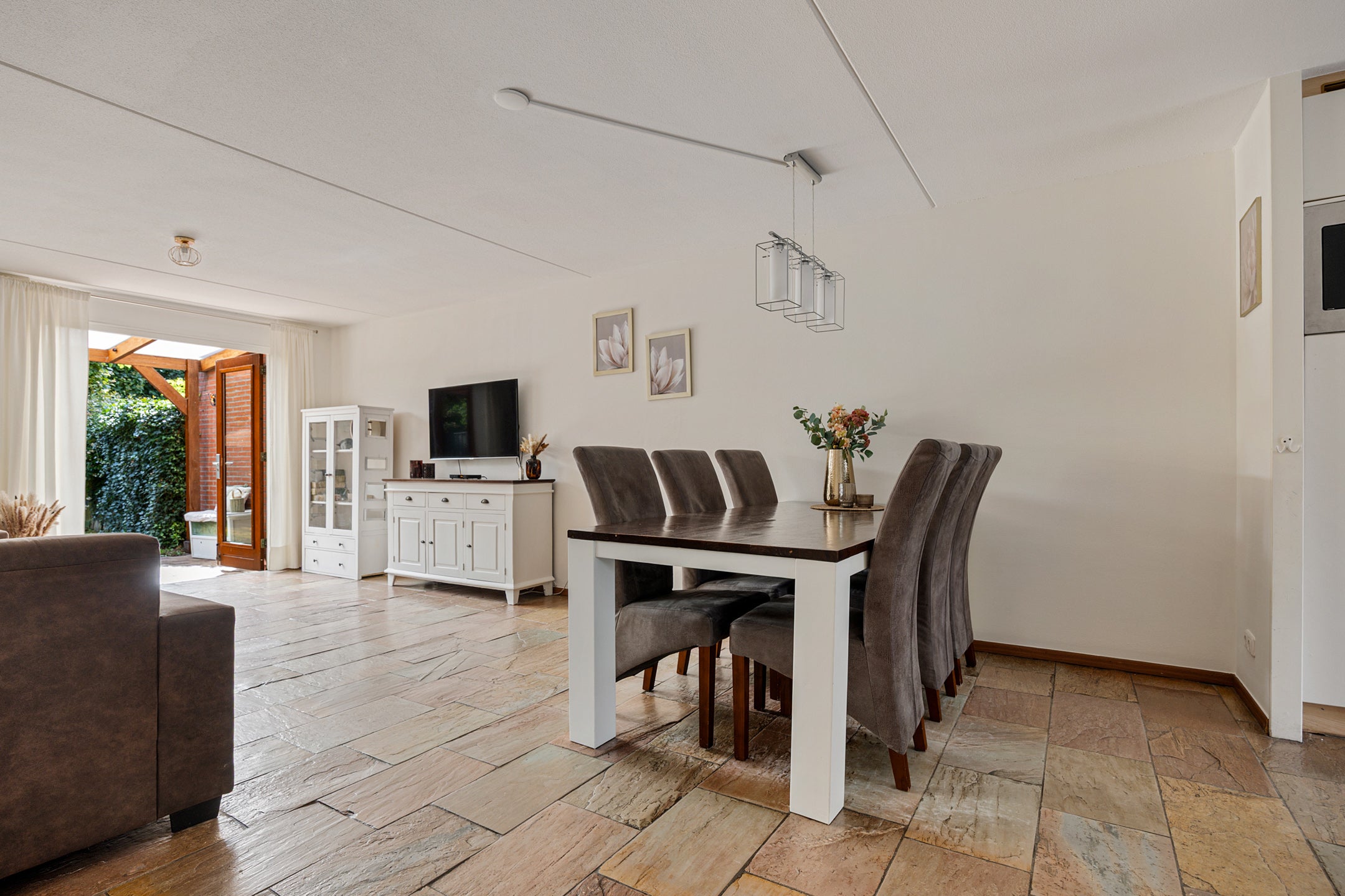 Tussenwoning te koop: Schout van Bergheslaan 7, 'S-Hertogenbosch