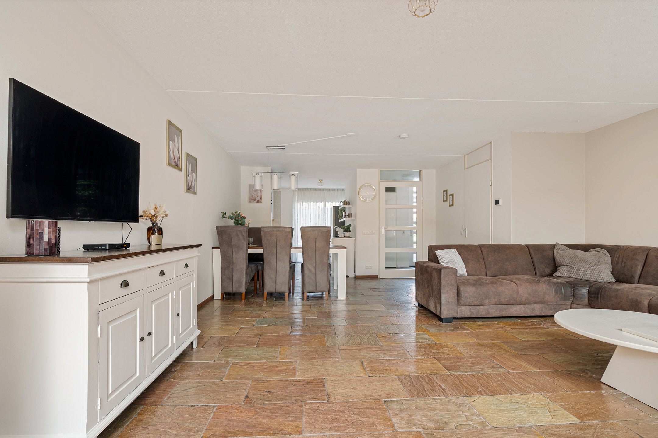 Tussenwoning te koop: Schout van Bergheslaan 7, 'S-Hertogenbosch