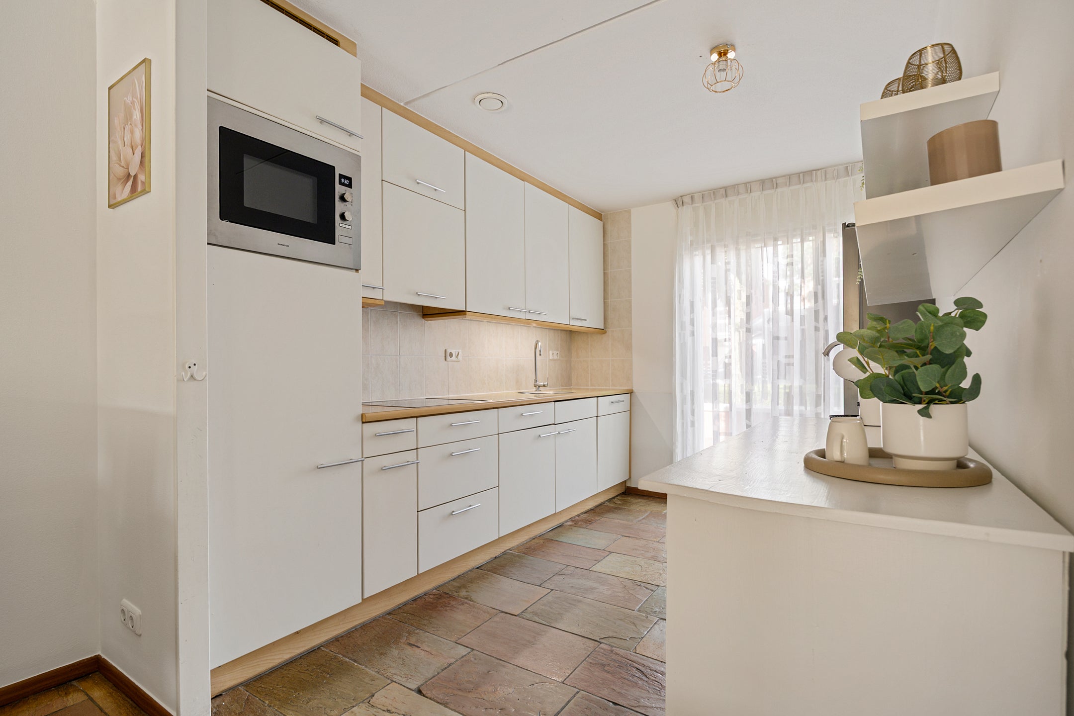 Tussenwoning te koop: Schout van Bergheslaan 7, 'S-Hertogenbosch