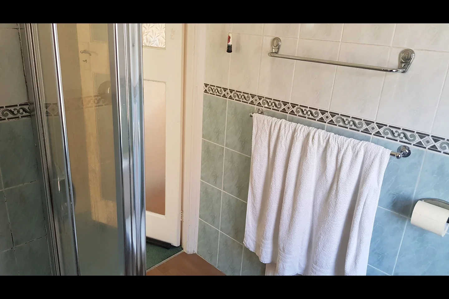 Room Marlborough Road in Borough of Spelthorne