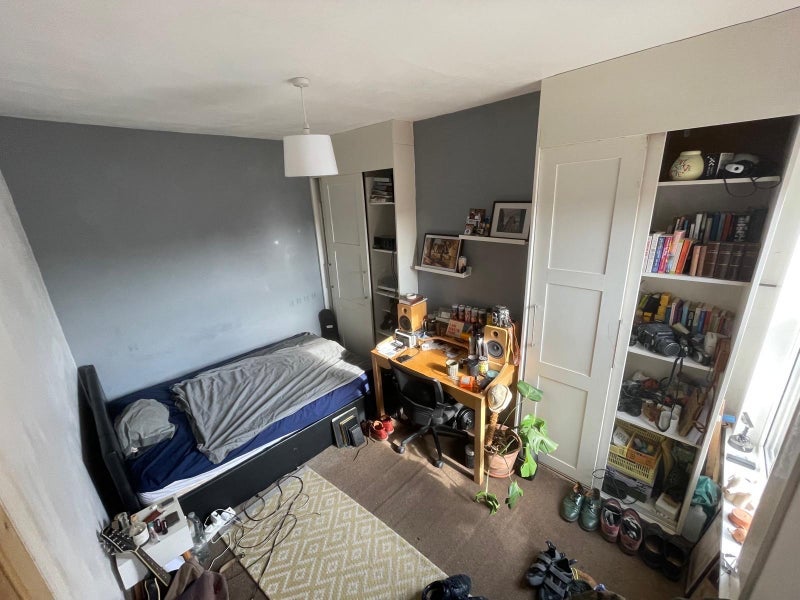 Room Winchester Road in Bristol