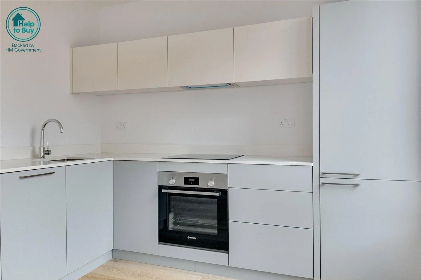 Flat Lillie Road in Greater London