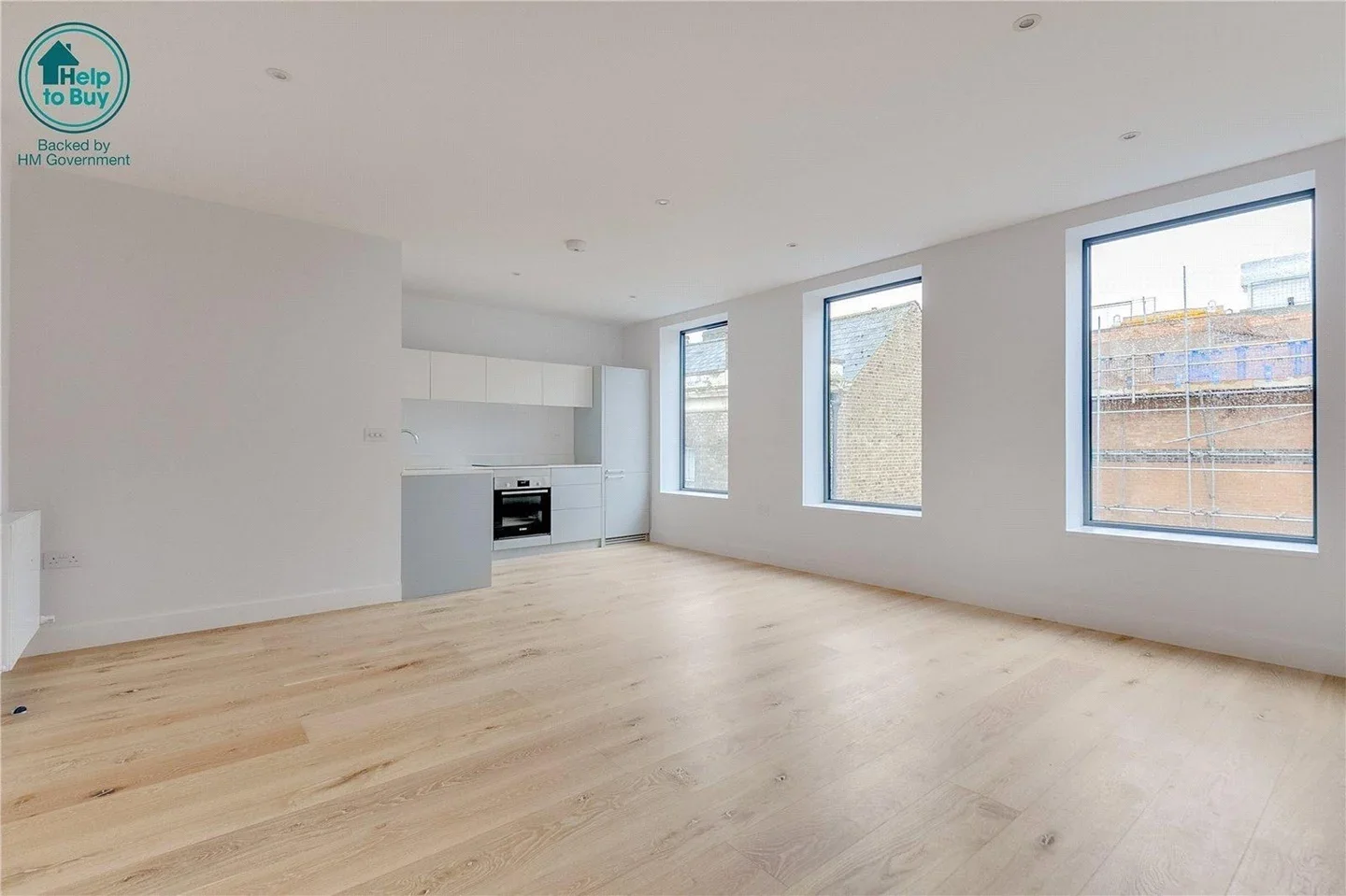 Flat Lillie Road in Greater London