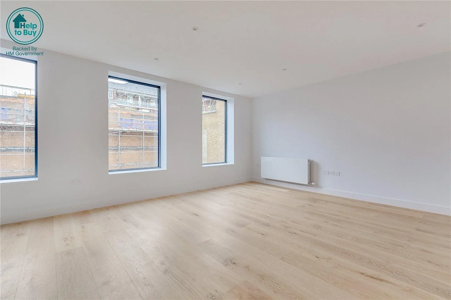 Flat Lillie Road in Greater London
