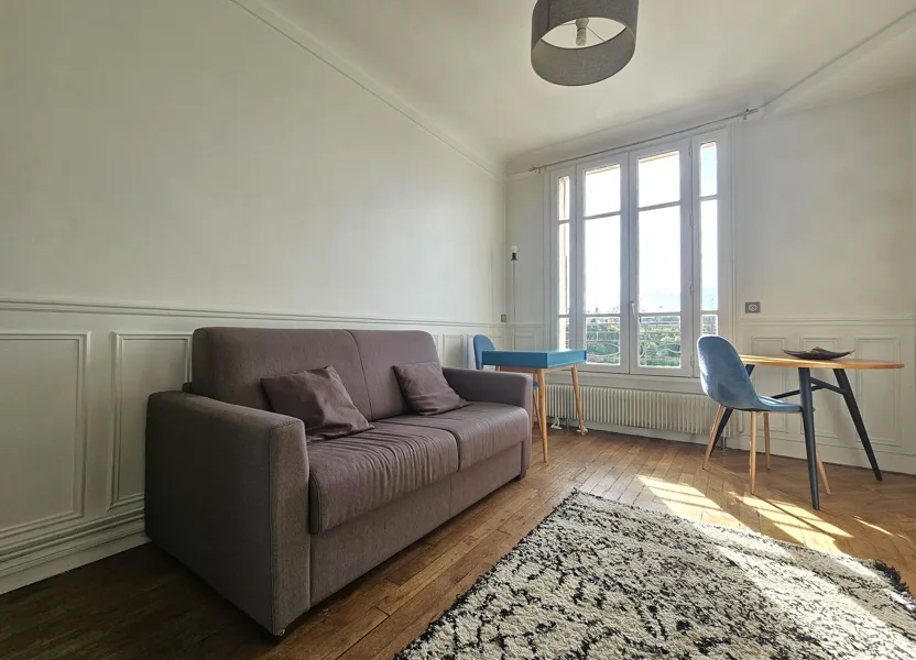 Flat Avenue de la Paix in Vanves