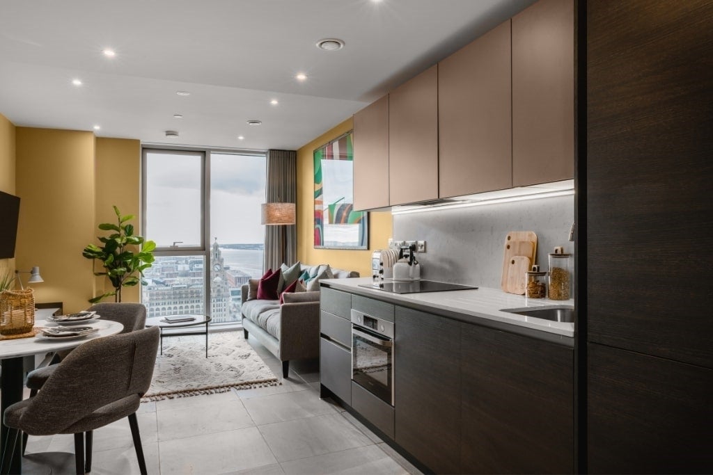 Flat William Jessop Way in Liverpool
