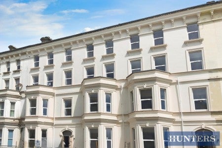 Flat The Crescent in Bridlington