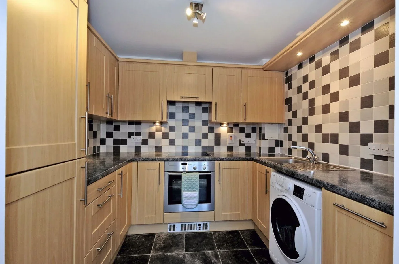 Flat Albyn Terrace in Aberdeen City