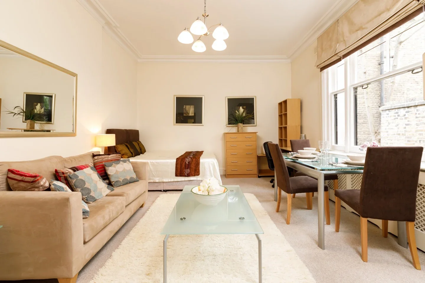 Flat Ashburn Gardens in Greater London