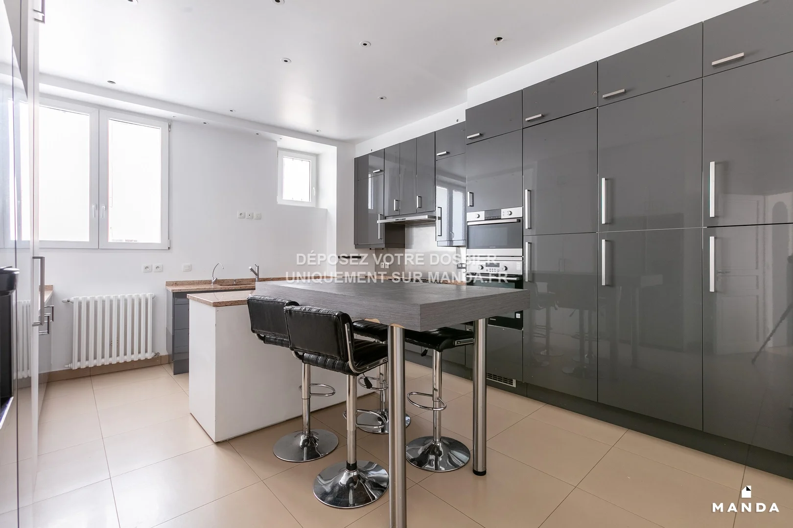 Flat Rue Pierre au Lard in Paris