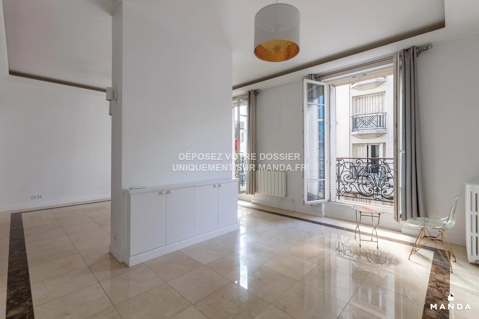 Flat Rue Pierre au Lard in Paris