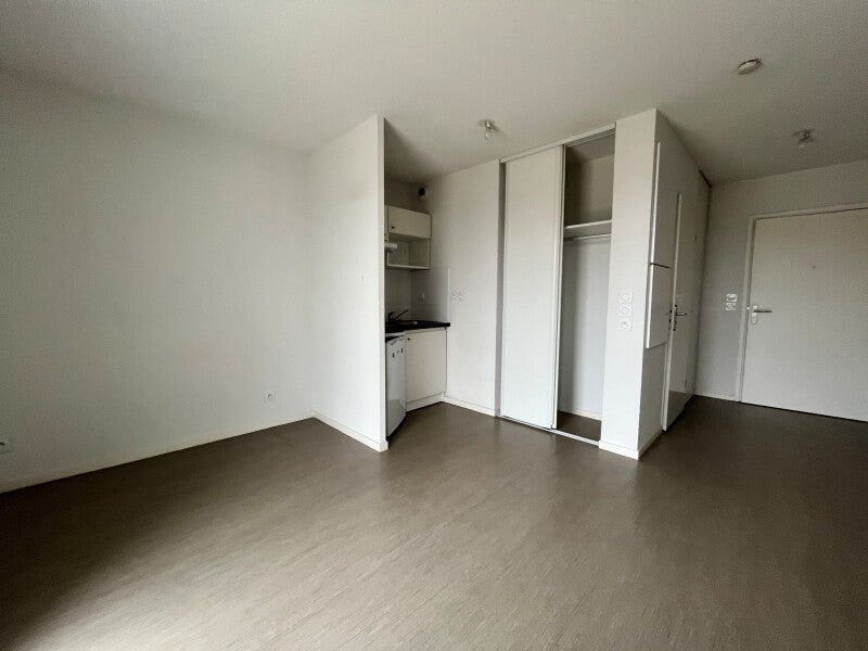 Flat Rue Schyller in Villenave-d'Ornon