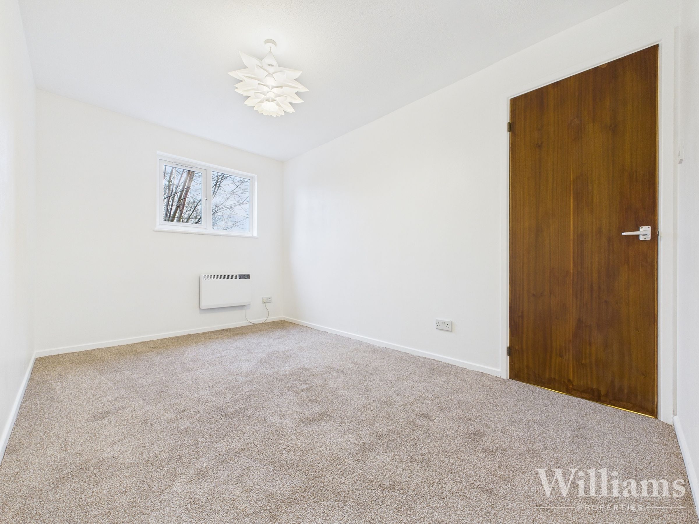 Flat Bierton Road in Aylesbury