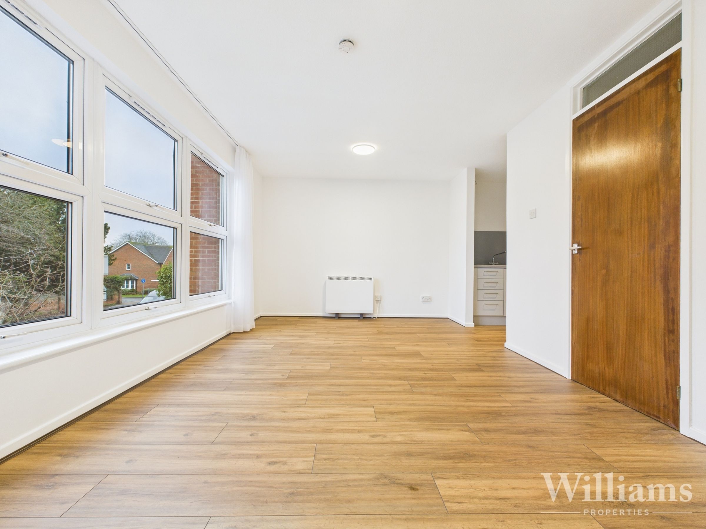 Flat Bierton Road in Aylesbury