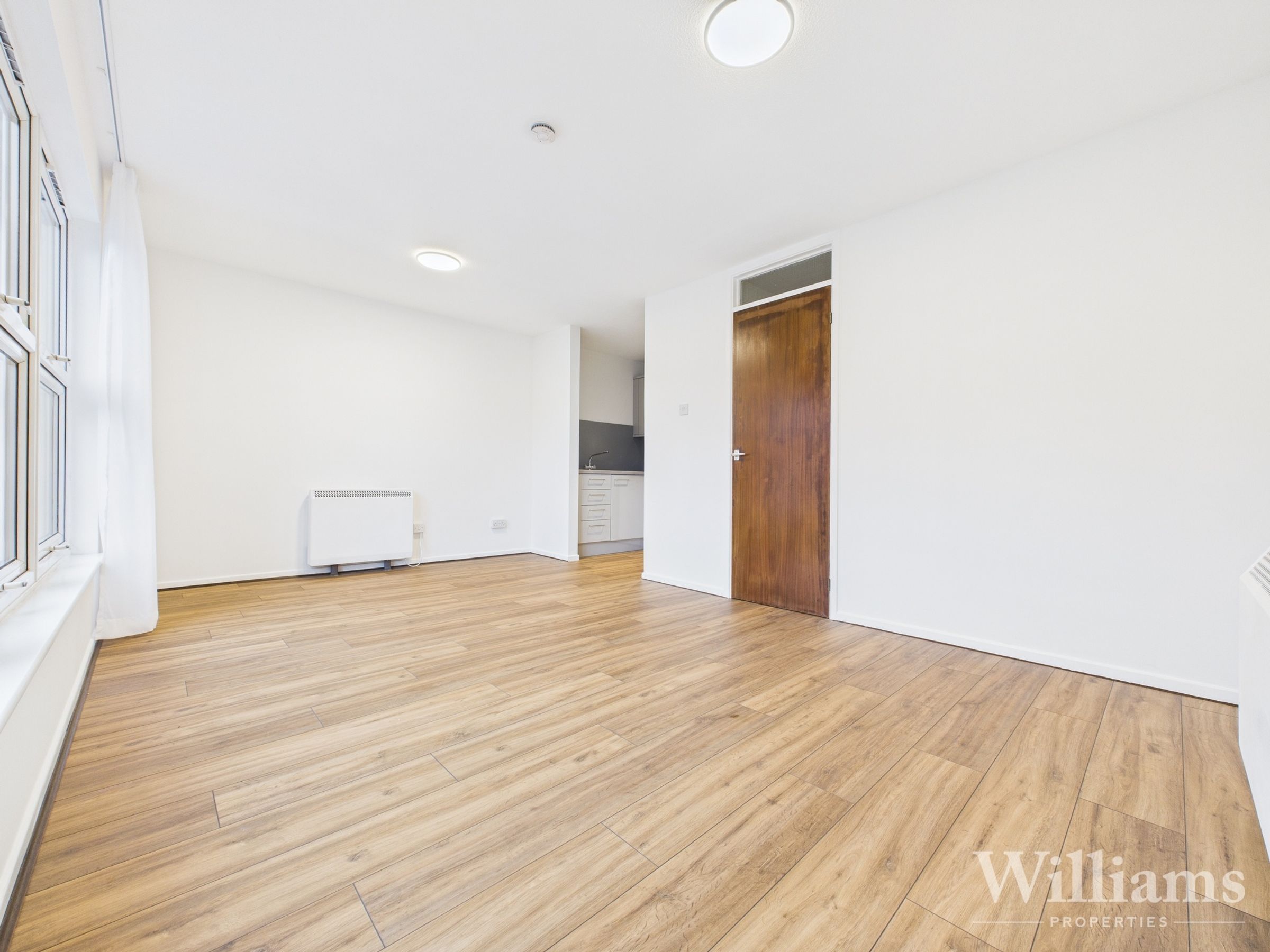 Flat Bierton Road in Aylesbury