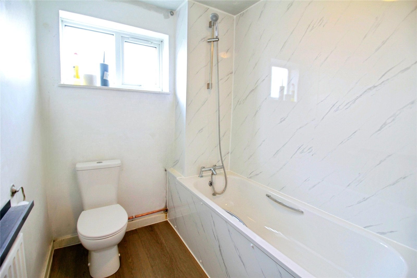 Flat Goldhanger Cross in Basildon