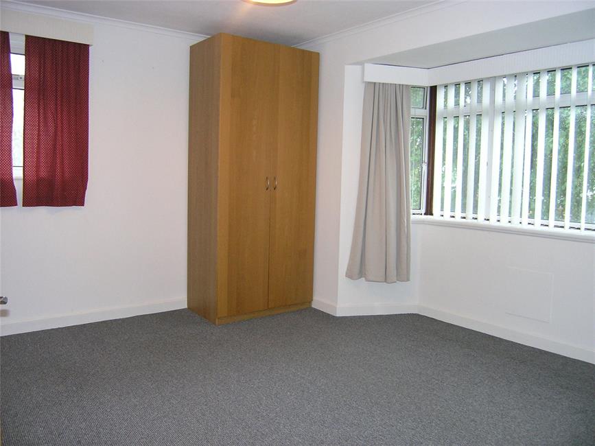 Flat Maryport Road in Cardiff