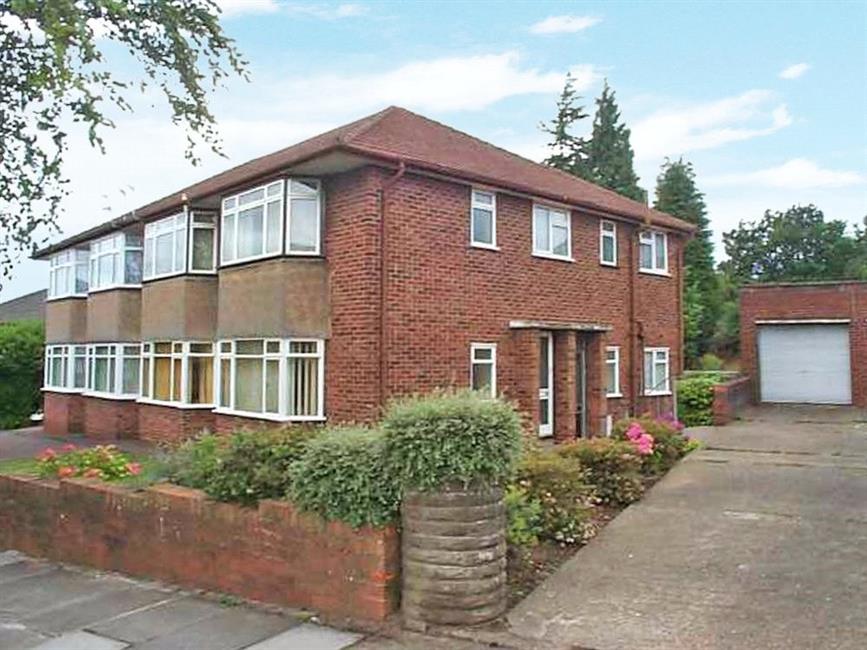 Flat Maryport Road in Cardiff