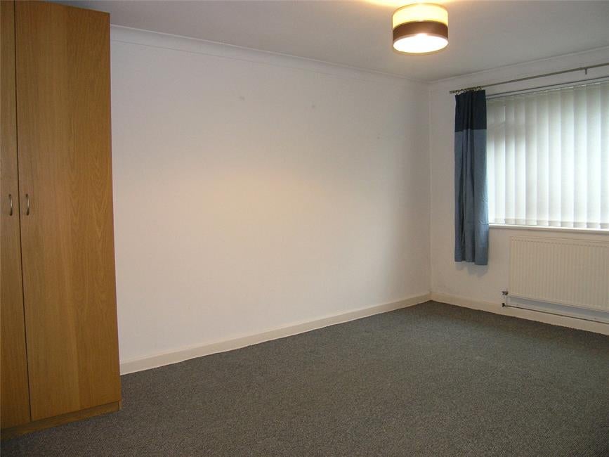 Flat Maryport Road in Cardiff