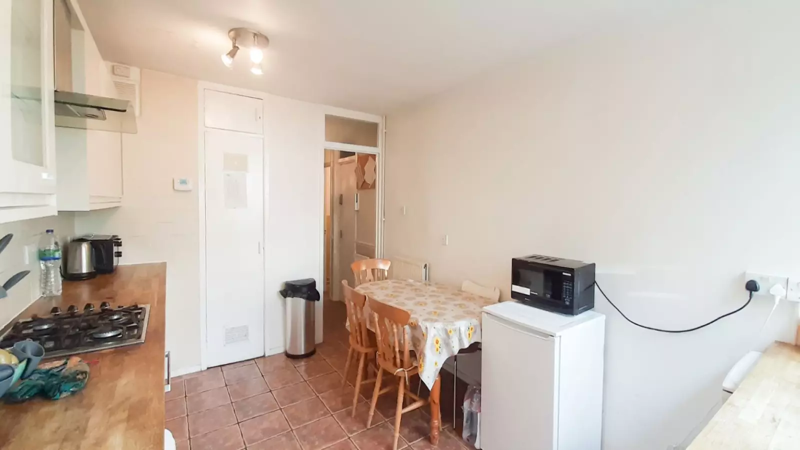 Flat Britannia Row in Greater London