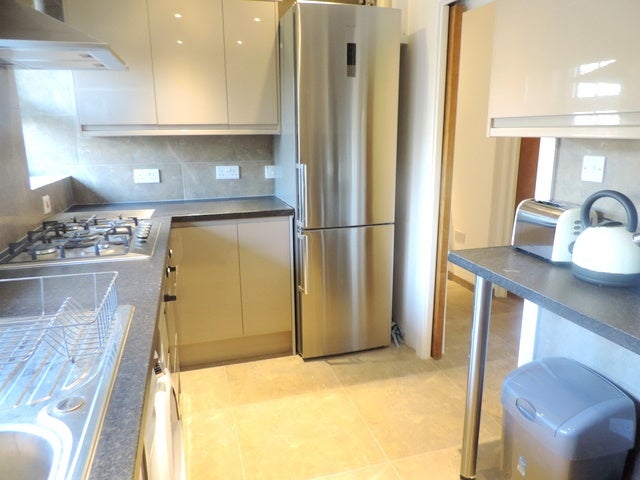 Flat Bronze Street in Greater London
