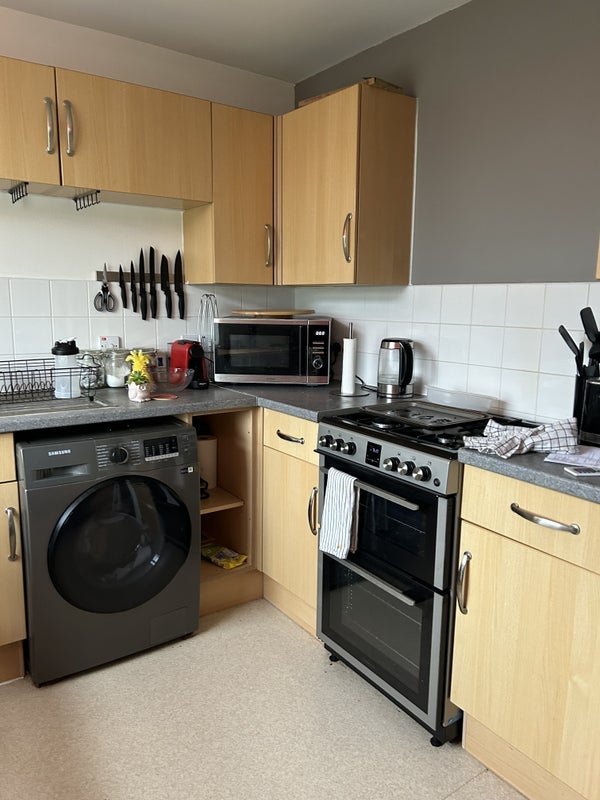 Room Shepherds Bush Green in Greater London