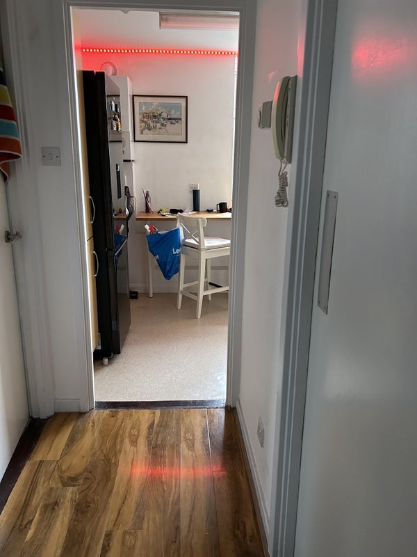 Room Shepherds Bush Green in Greater London