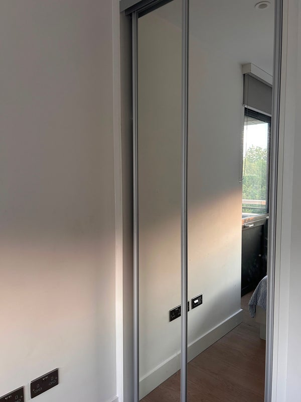Room High Road Wembley in Greater London